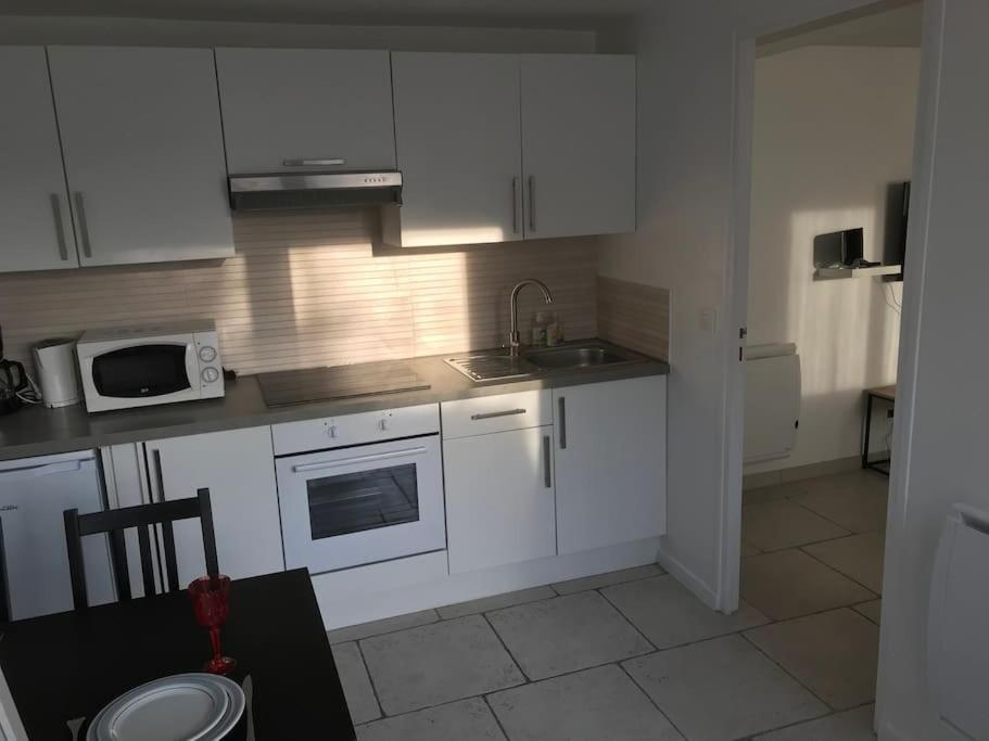 T1 Cosy Apartment Orsay Exterior photo