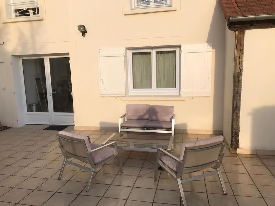 T1 Cosy Apartment Orsay Exterior photo